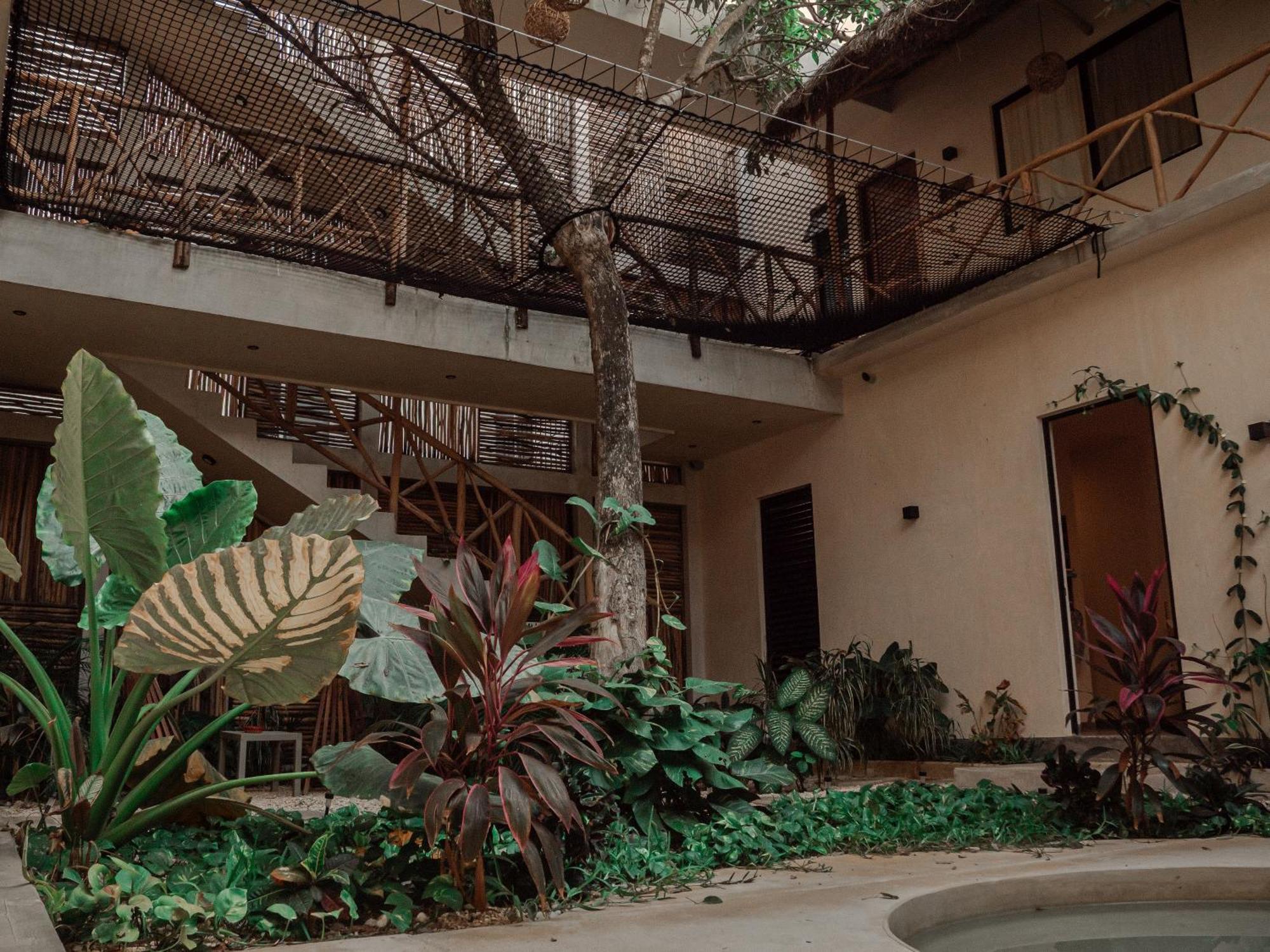 Casa Kobaab Tulum Aparthotel Exterior photo